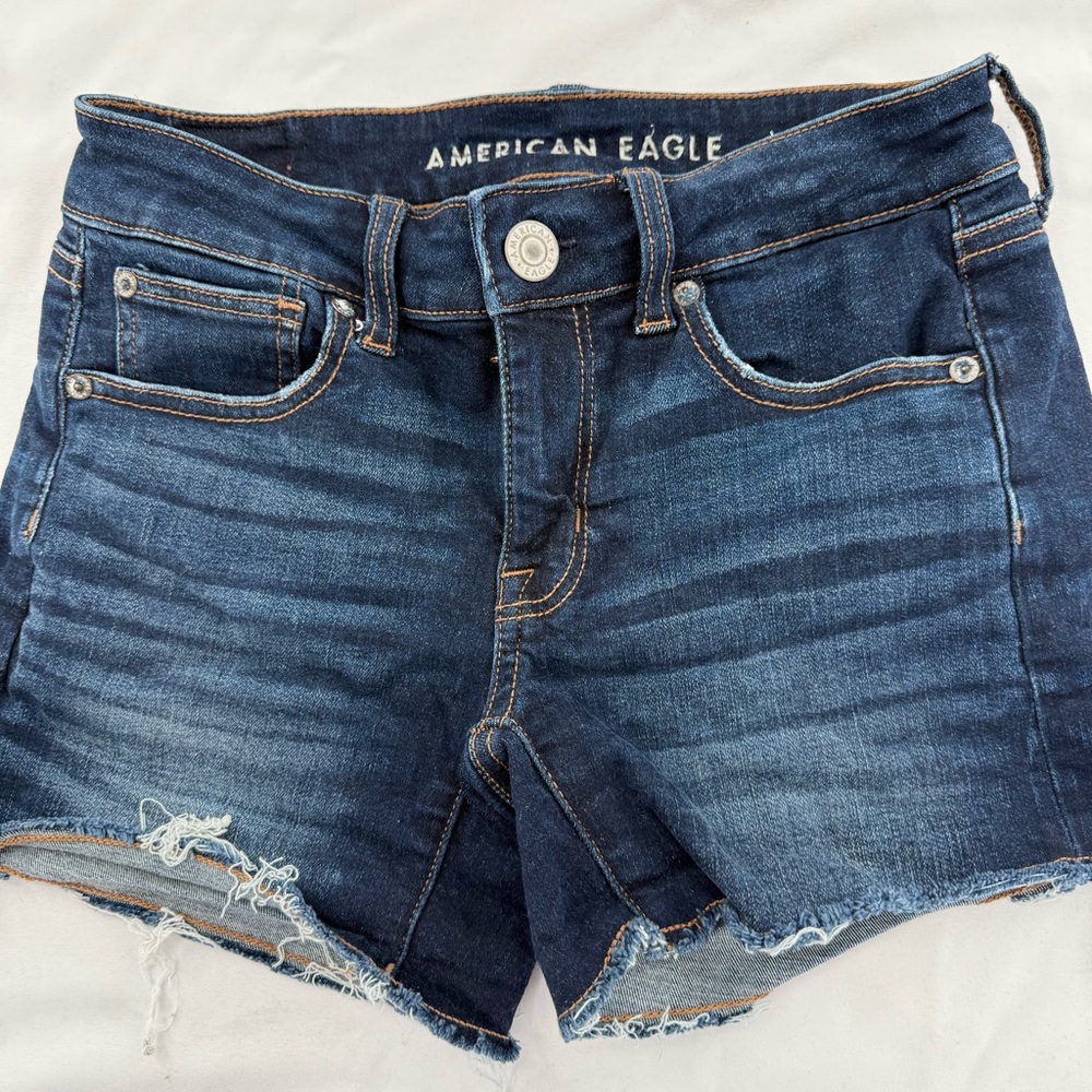 American Eagle Outfitters Women's Blue Denim Shorts